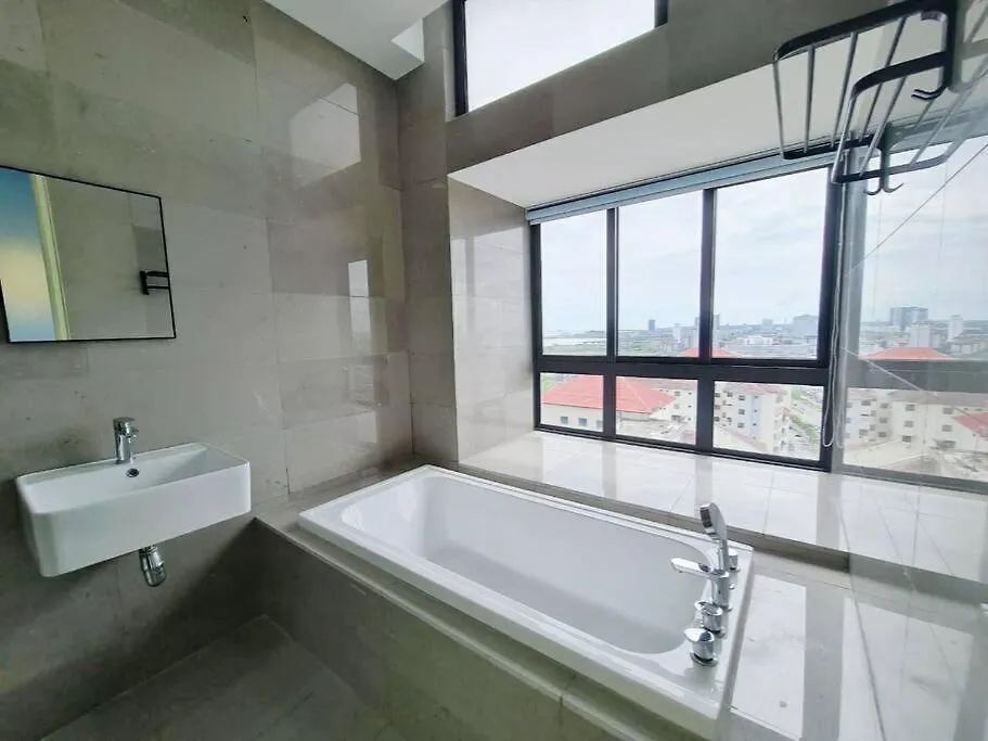 Amazingskybluesuite•Ownbathtub Malacca Lägenhet