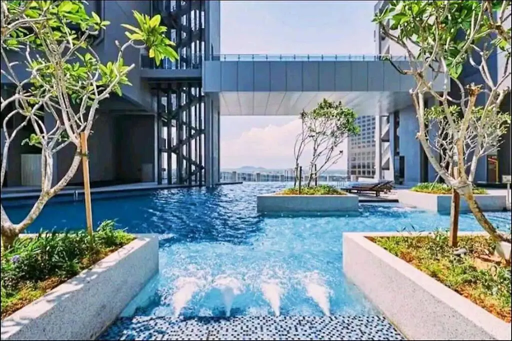 Amazingskybluesuite•Ownbathtub Malacca Malaysia